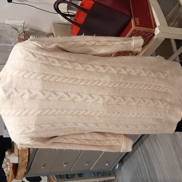 Long cardigan 30$ last price - Picture 3 of 6